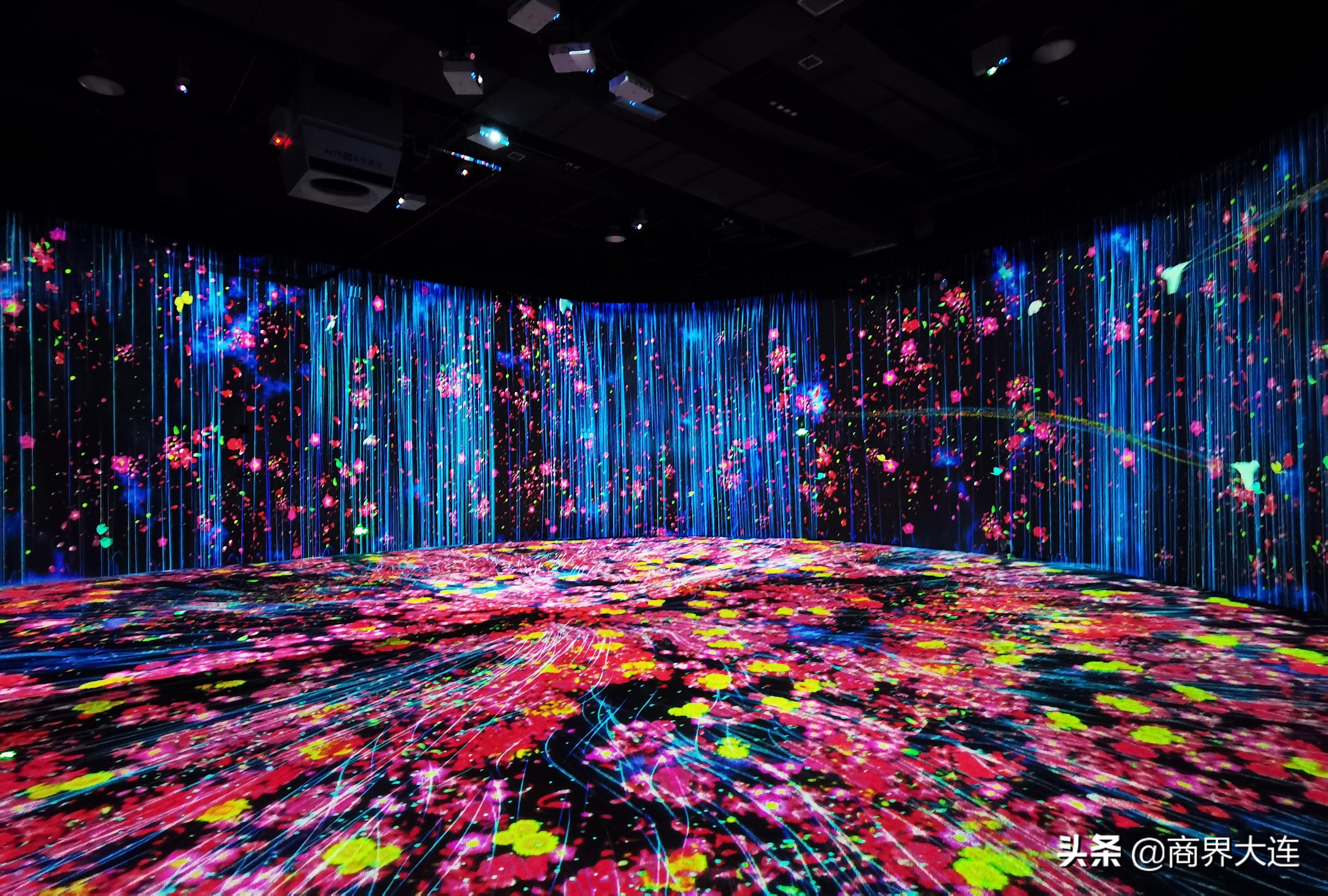 又一个新网红景点打卡,2022新开发景区网红项目