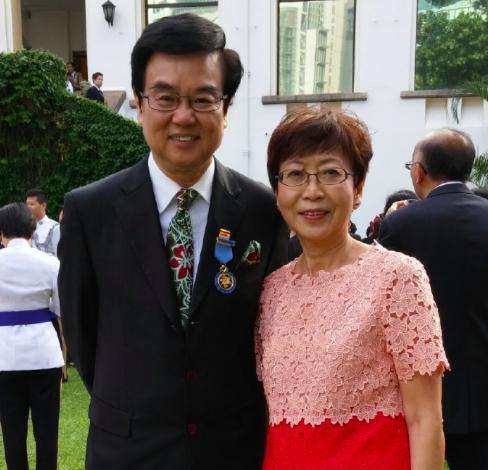 黄百鸣人生经历,黄百鸣年轻时照