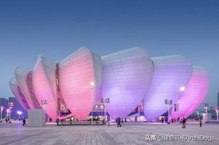 广州恒大莲花足球场,恒大莲花足球场