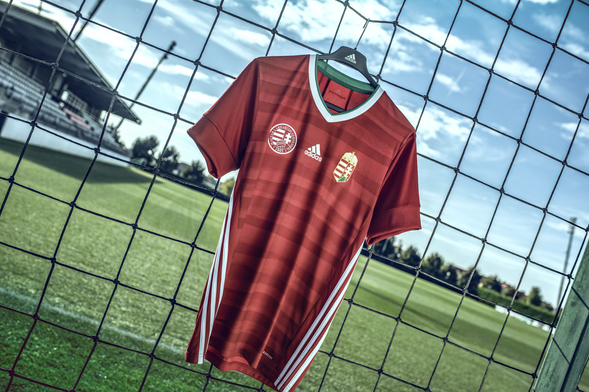 阿根廷意大利队,阿根廷美洲杯迷彩球衣