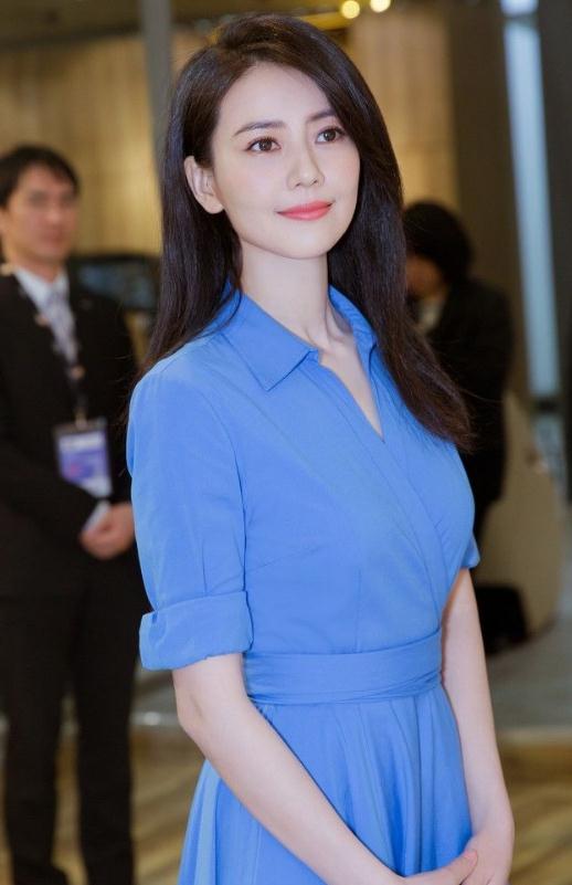 六胜肽眼霜怎么保养,眼部保养用眼霜还是精华好