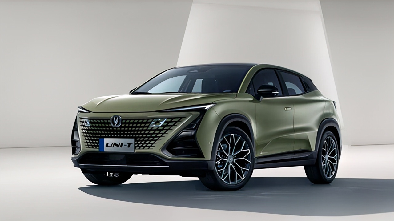 「特车圈」机甲之魂觉醒,是男人就要开……