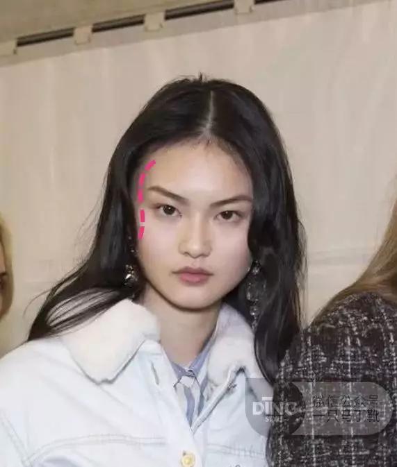 大脸女孩如何显脸小,大脸妹子必学的瘦脸诀窍