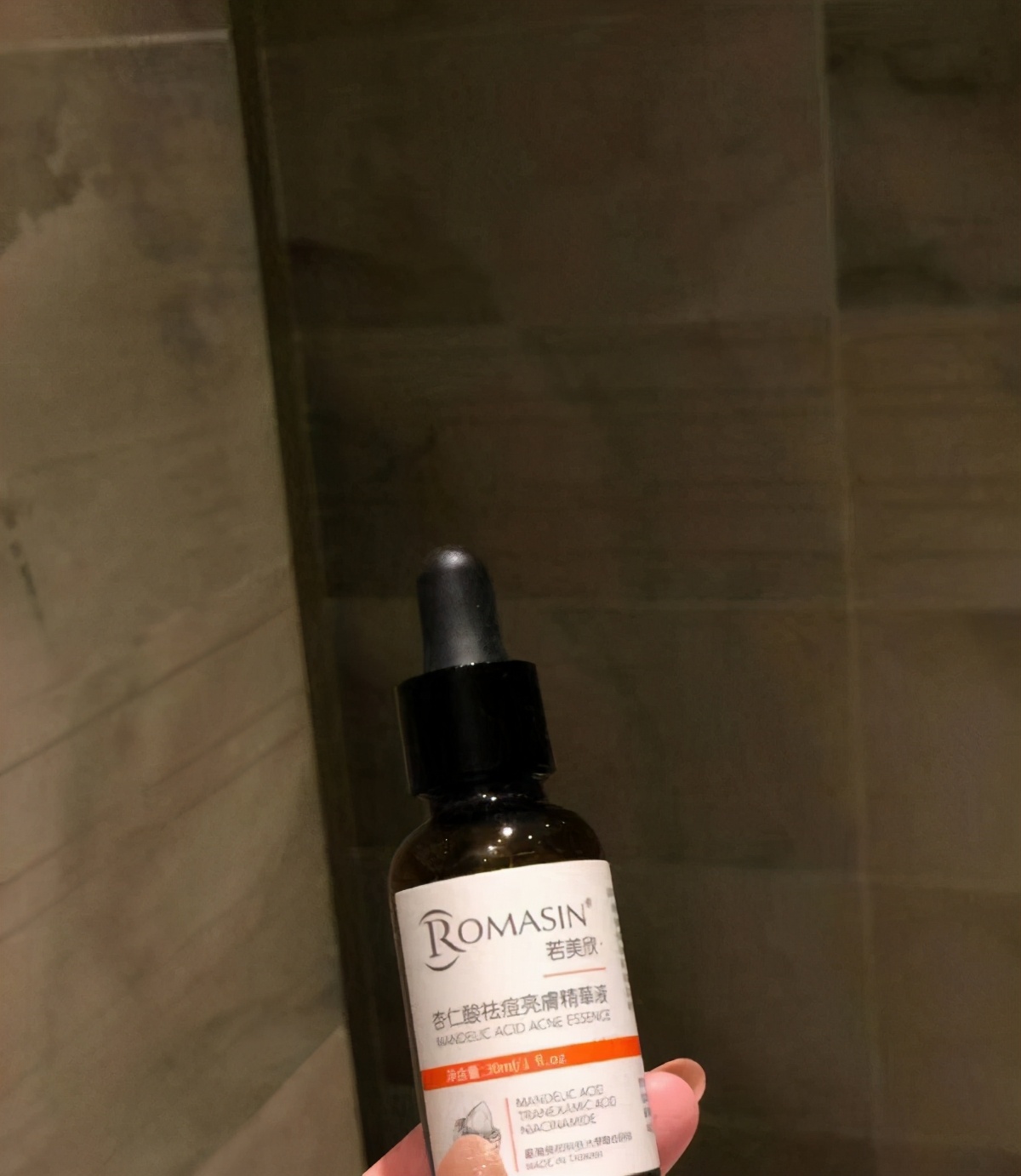 关于刷酸不想烂脸一定要了解这些,刷酸为什么让你的脸越刷越烂