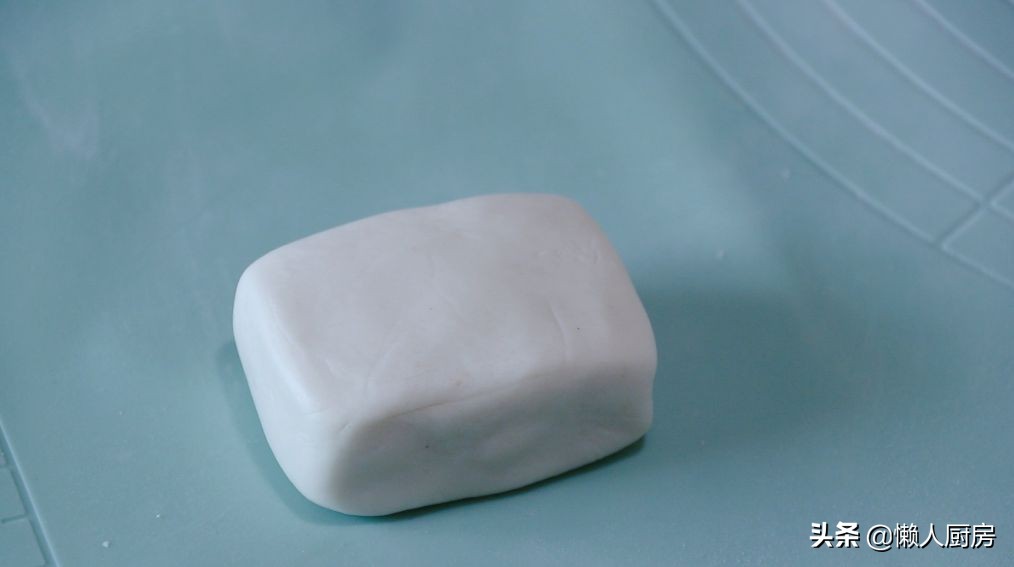 年糕不用微波炉用开水泡软吗,很好吃的年糕爆浆不用煮