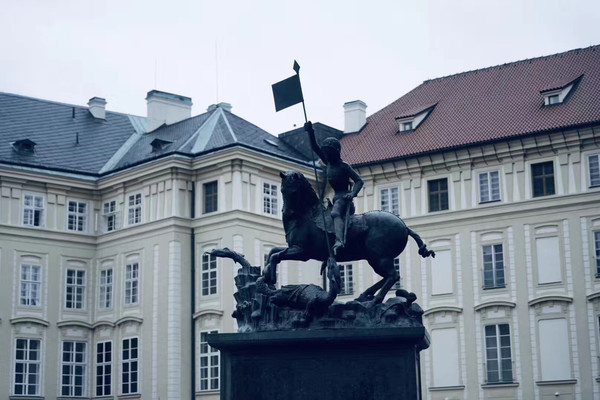 为什么布拉格是恋爱的城市,布拉格的城市图片