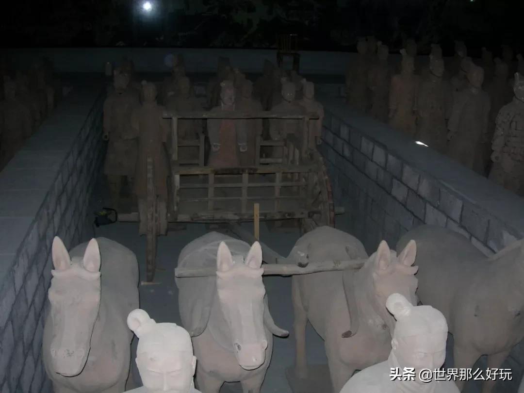 斥资3个亿，国外竟有个山寨中华古城：北京鼓楼、兵马俑……