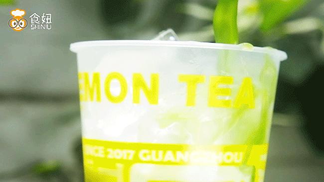 第一次用吸管嗦粉，挞柠「东南亚柠檬茶」好会玩