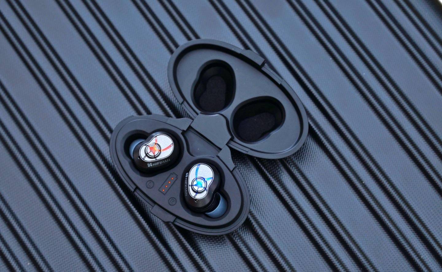 苹果tws对比airpodspro,airpodsprotws600