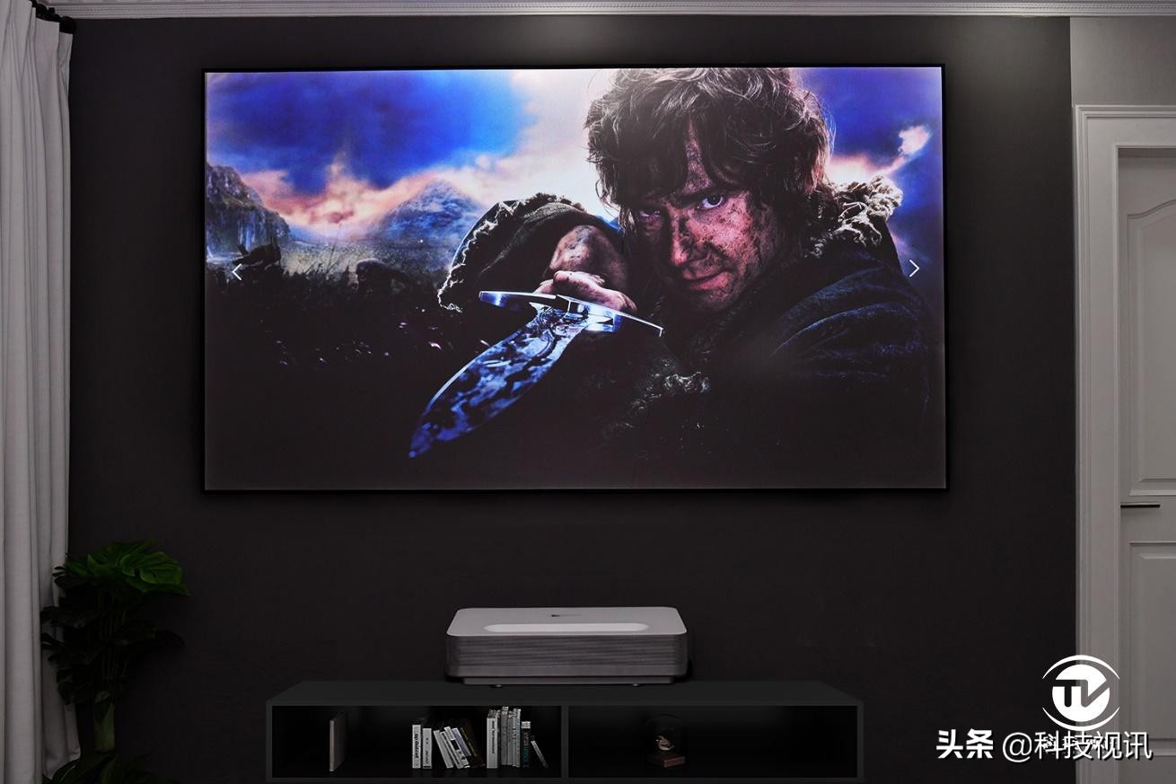 护眼便携影院高亮激光投影,流光溢彩显示器神光同步