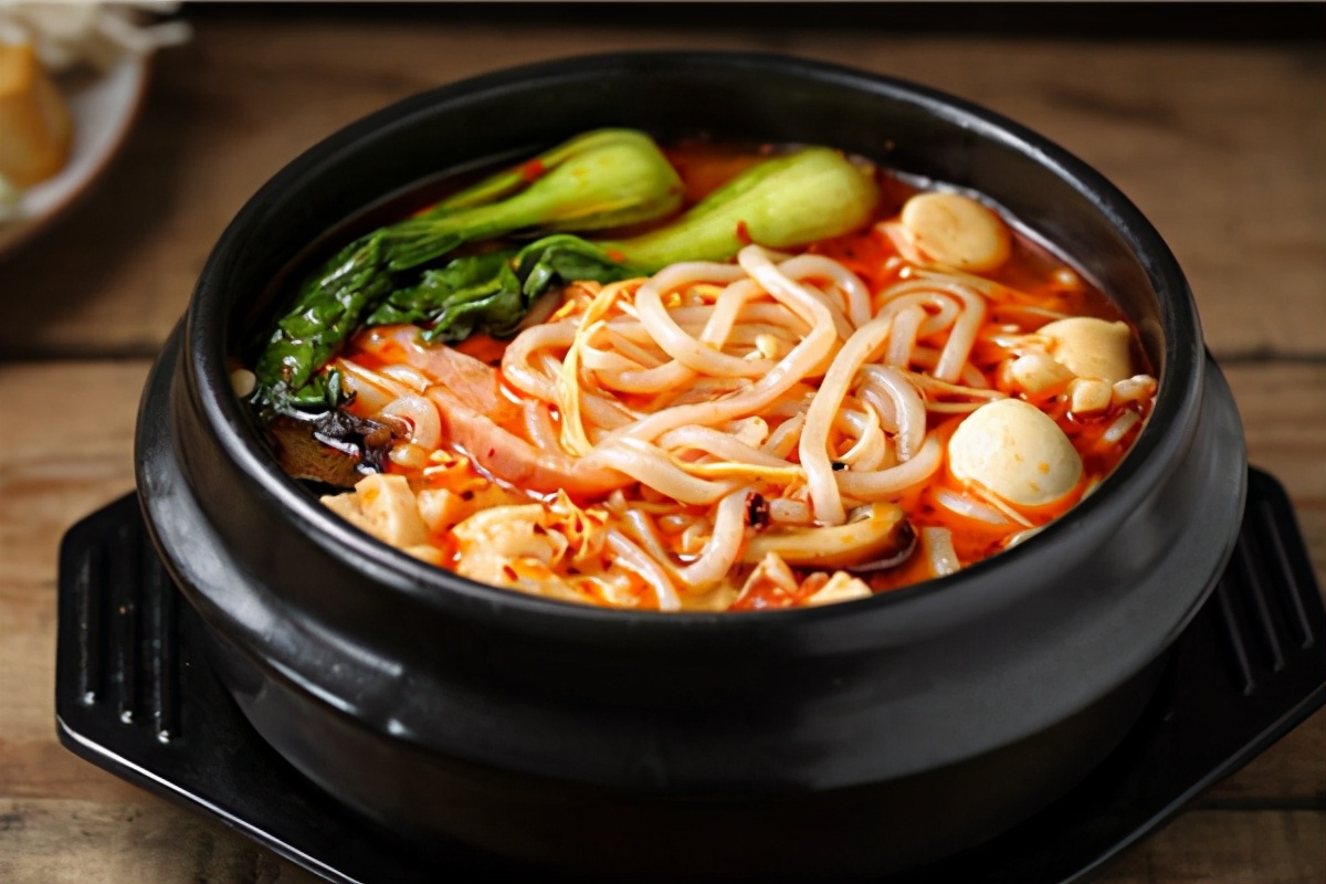 砂锅米线技术培训加盟,砂锅米线培训哪里正宗