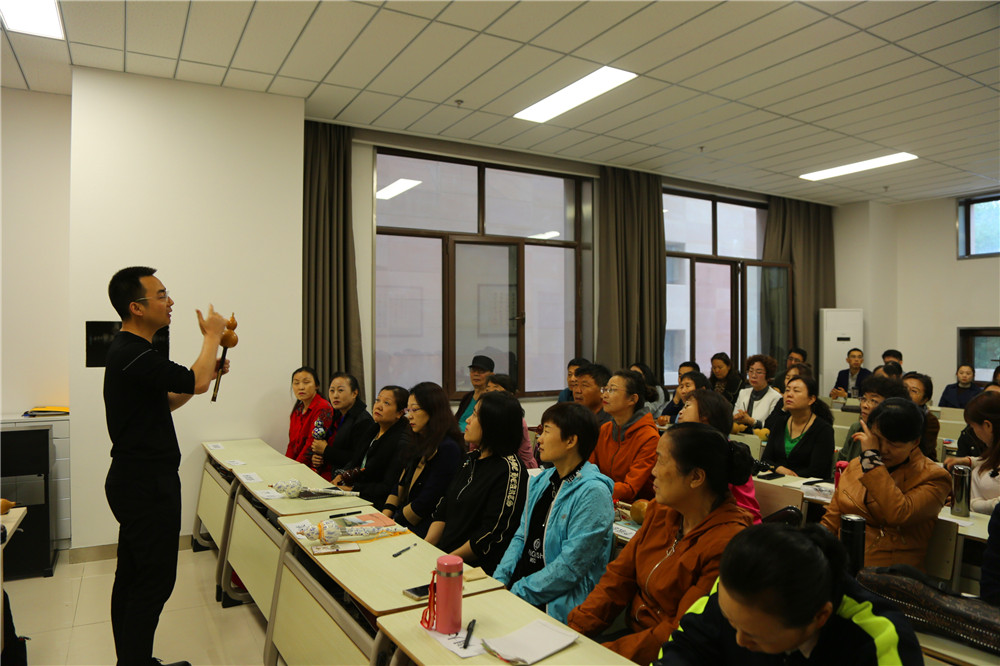 刘亮葫芦丝,葫芦丝刘亮老师