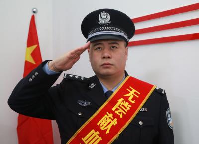 民警捐献熊猫血视频,民警捐献熊猫血