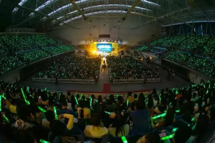 花样青春逐梦未来,新东方人物专访