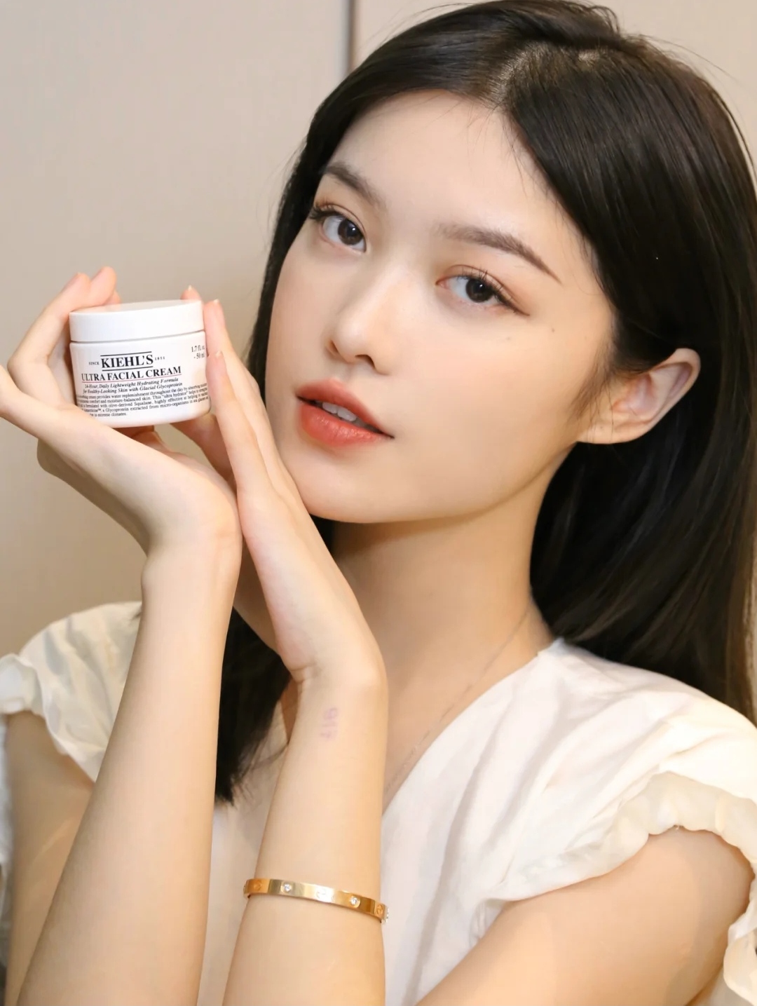 怡丽丝尔美白水乳配科颜氏面霜 (科颜氏爽肤水和怡丽丝尔哪个好)