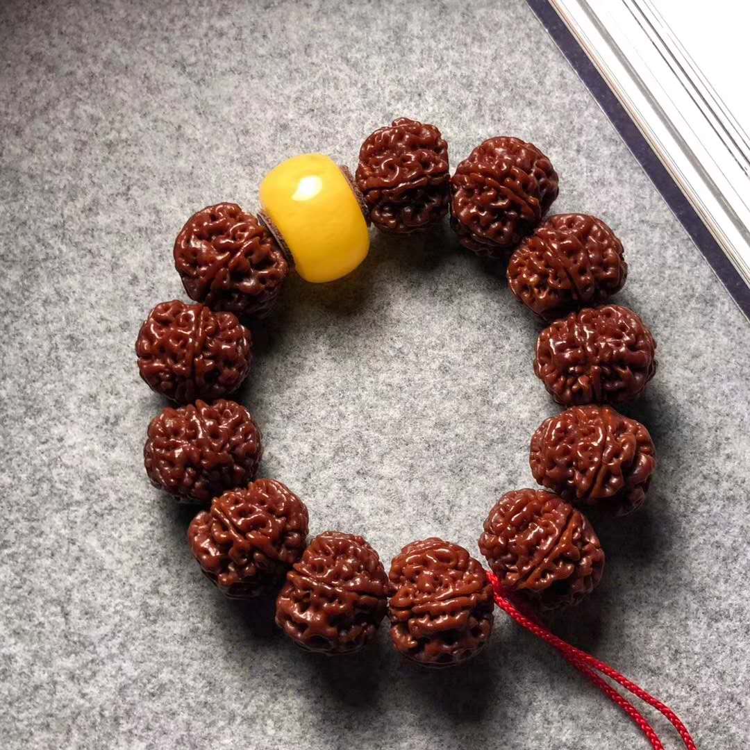 盘玩一年的金刚菩提使劲刷掉包浆,金刚菩提干刷到什么程度再上手盘