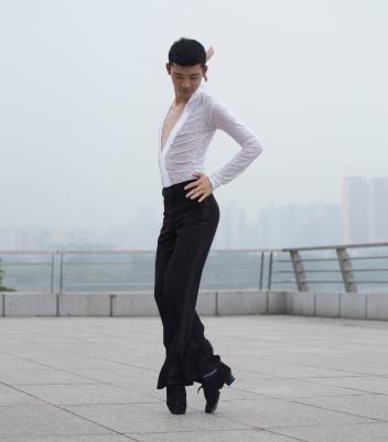 拉丁舞从头到尾基本功,零基础拉丁舞单人舞