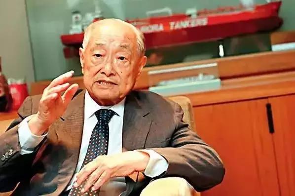 包玉刚和希腊船王,包玉刚和李嘉诚谁更有钱