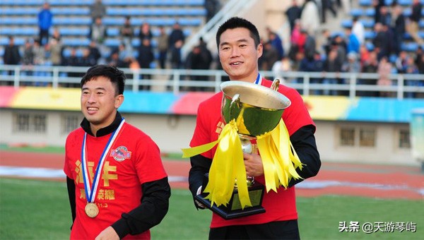 青岛冠军纪录,青岛足球百年史5