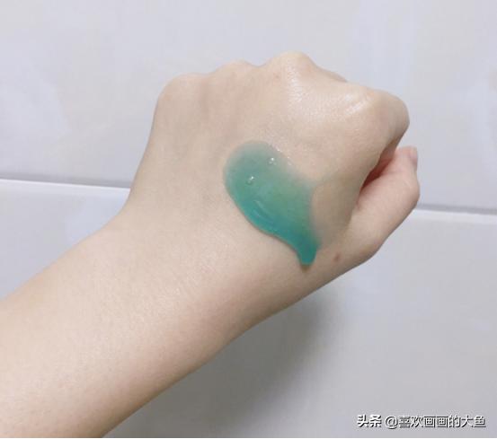 女士沐浴液香味持久,沐浴液推荐美白留香女士