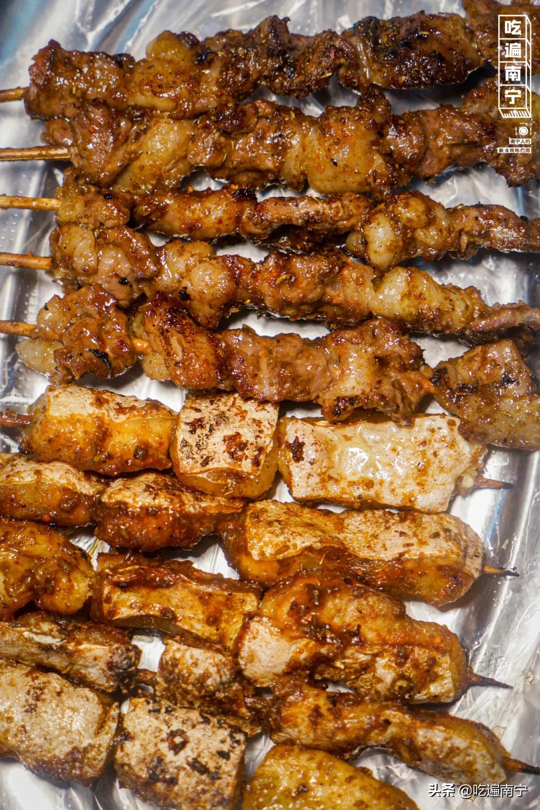 南宁东盟商务区烧烤摊,南宁2021烧烤店铺排行榜前十名