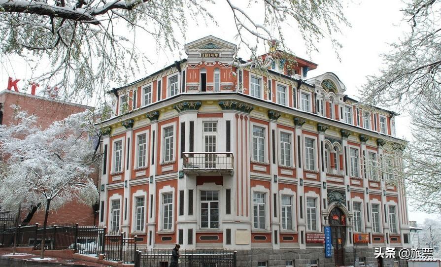 美丽的边陲小城绥芬河,绥芬河一座风光秀丽的边境山城