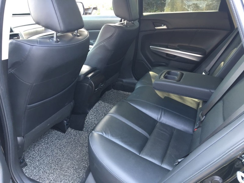 15年本田歌诗图2.4的缺点,2014款本田歌诗图多少个油