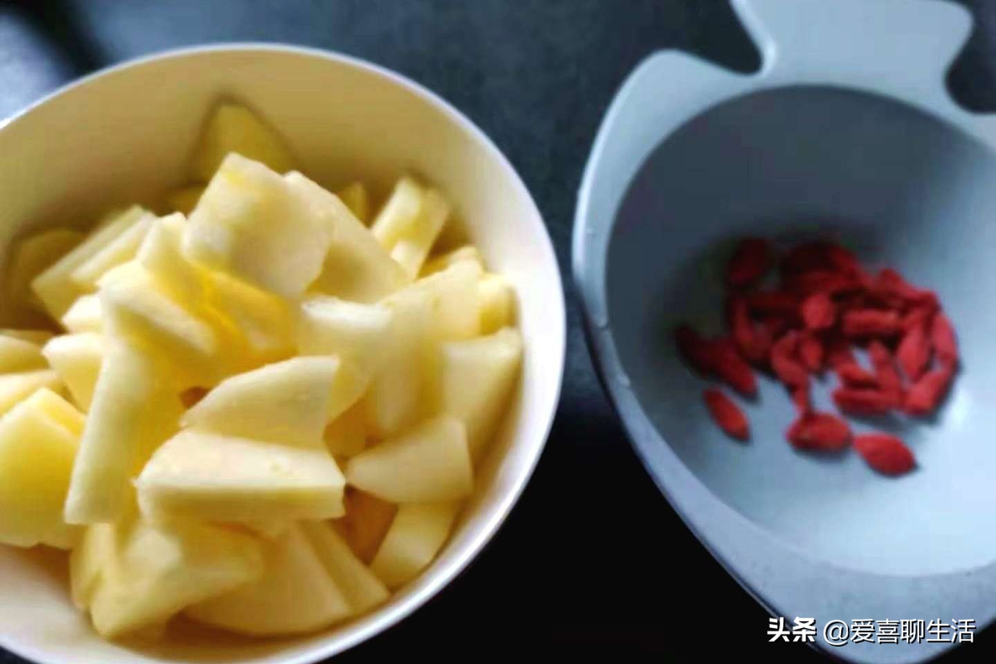 孩子适合喝的苹果水做法,老人小孩喝的苹果汁怎么做