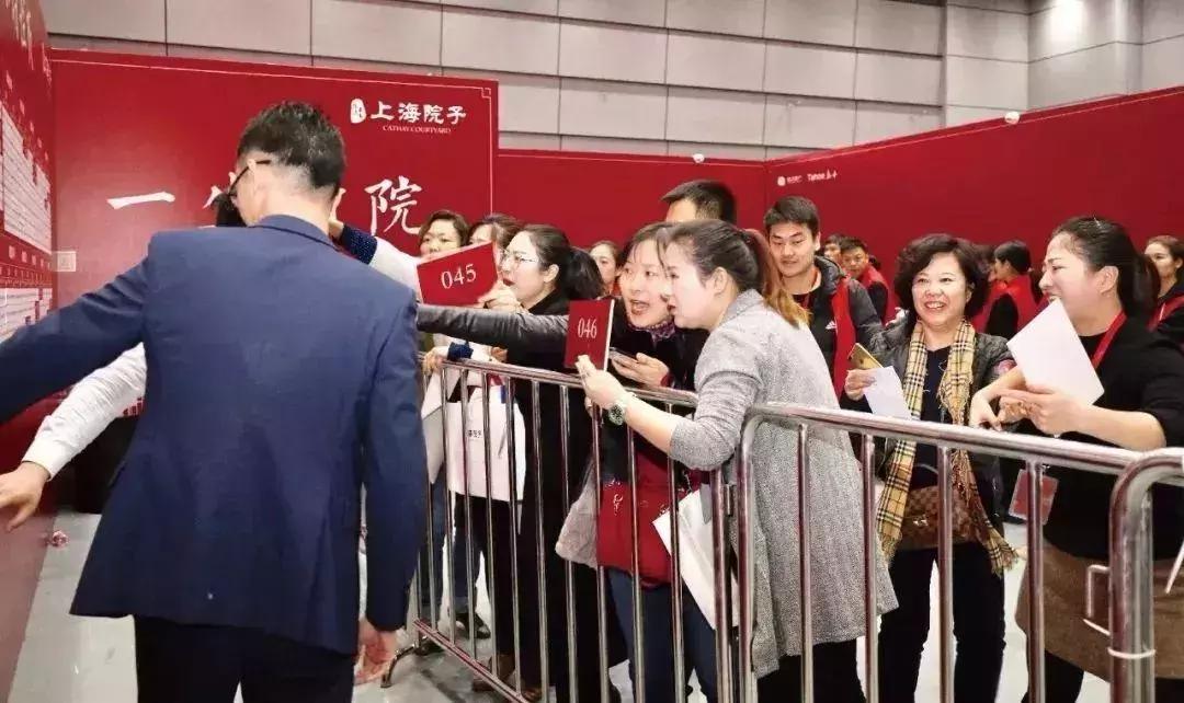 千亩湖公园全景图,公园天幕景观