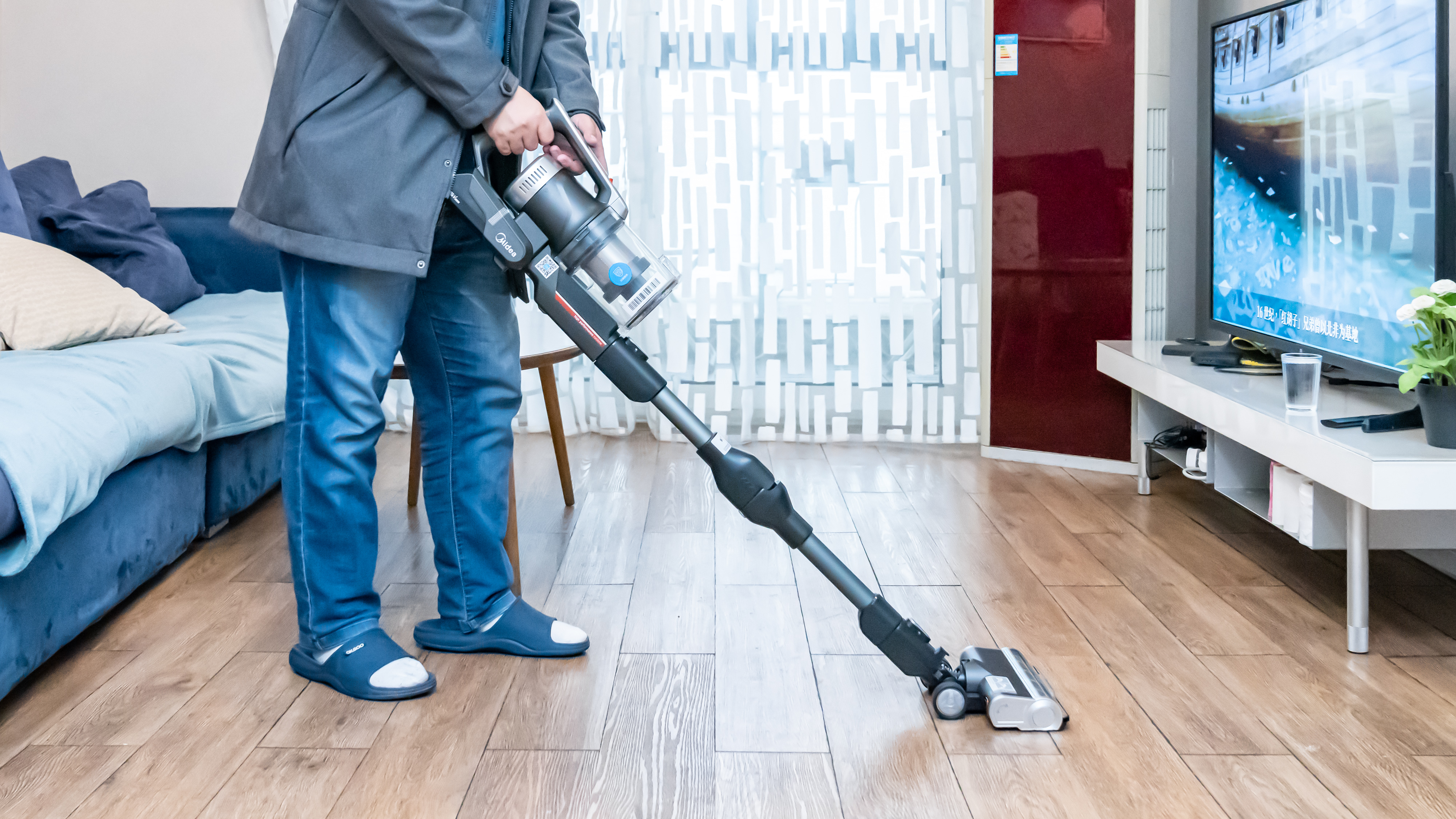 吸尘器强力清洁全家,家用无线吸尘器全屋一机更高效