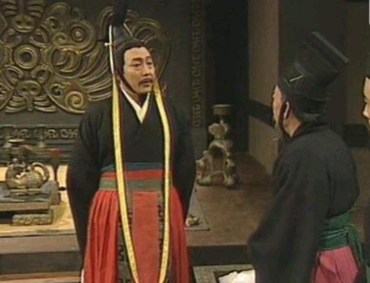 骊姬啊骊姬，正因你的妖魅惑主与谗言，成就了未来的五霸之一重耳