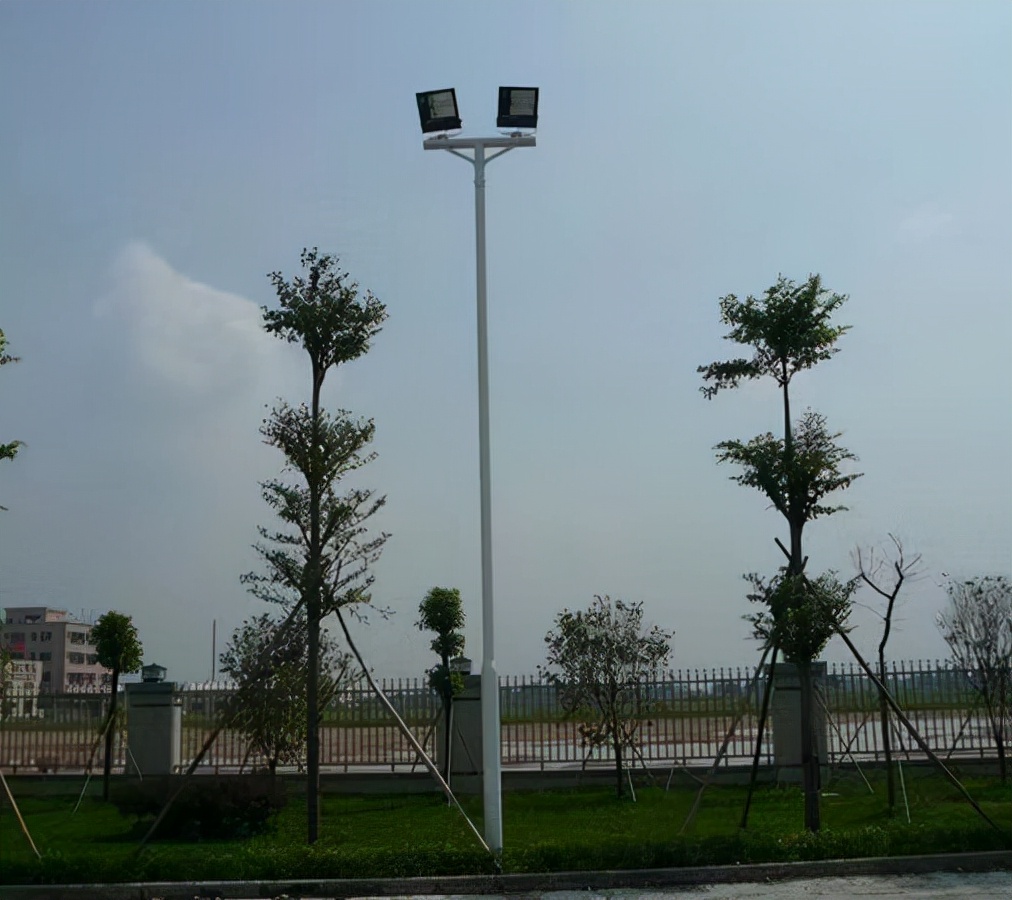 球场投光灯安装,室内球场专用灯布置