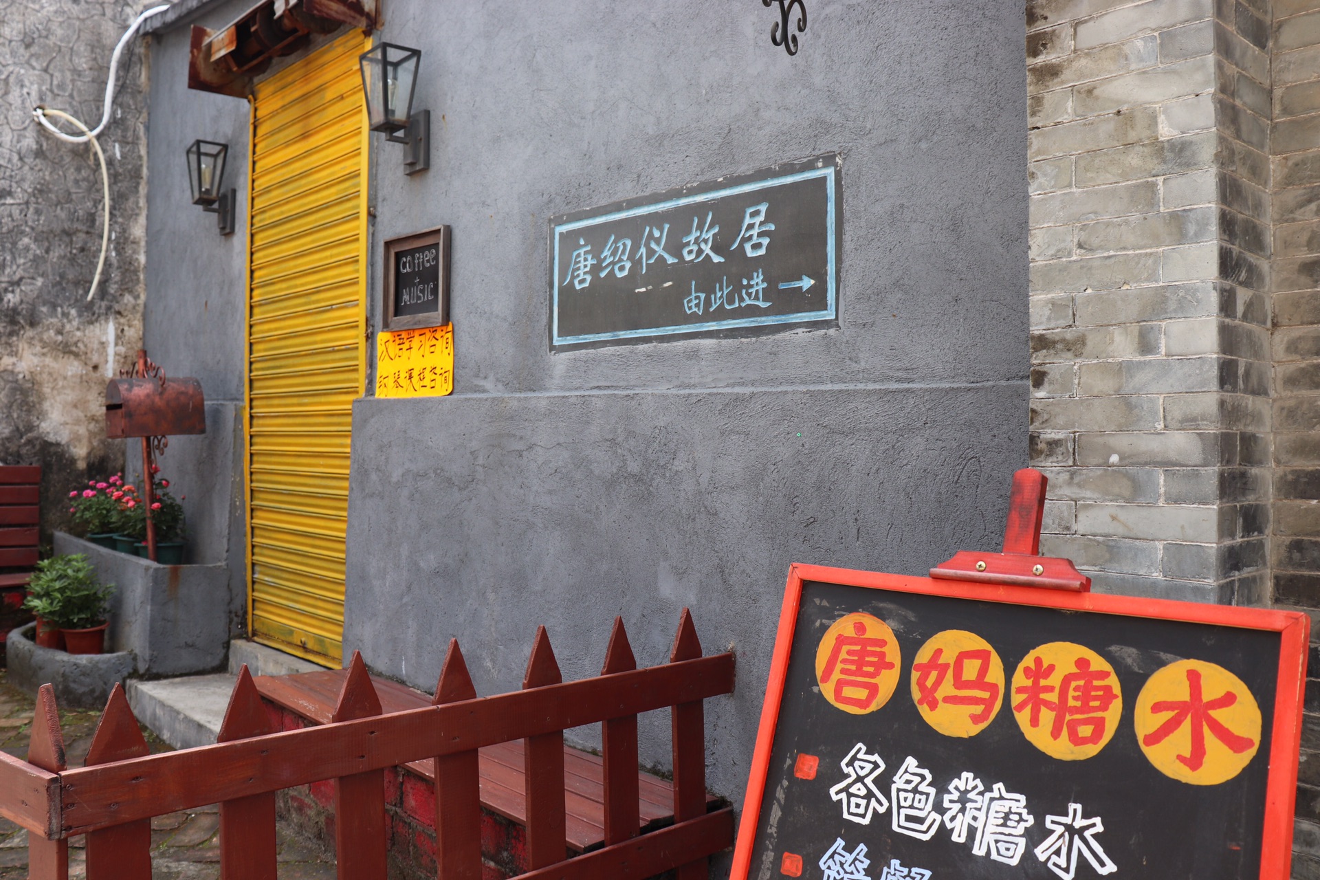 珠海和澳门一河之隔,珠海号称百岛之城