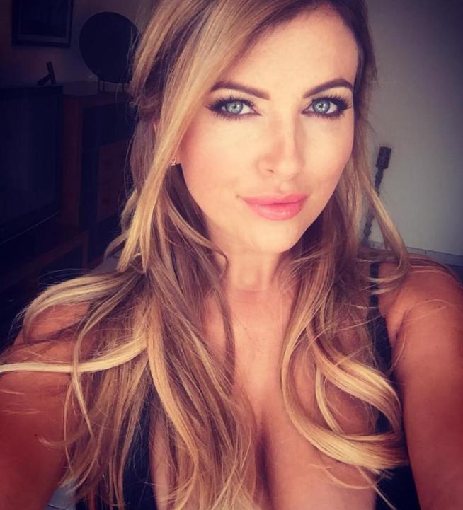 斯莫林现任妻子,斯莫林的老婆图片