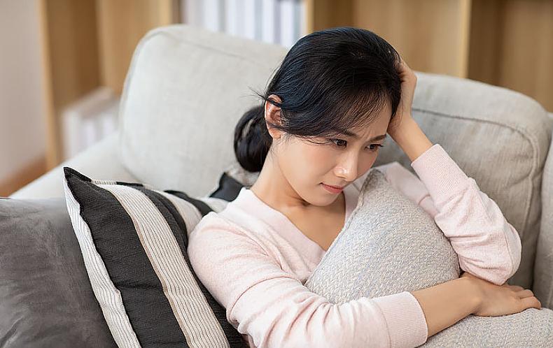 宫颈糜烂二度上药不好,宫颈糜烂是不是会反反复复