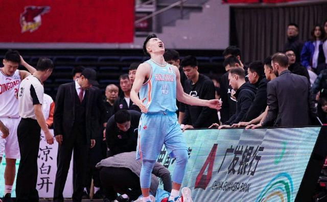 周琦伤情更新视频,周琦最新消息伤病恢复