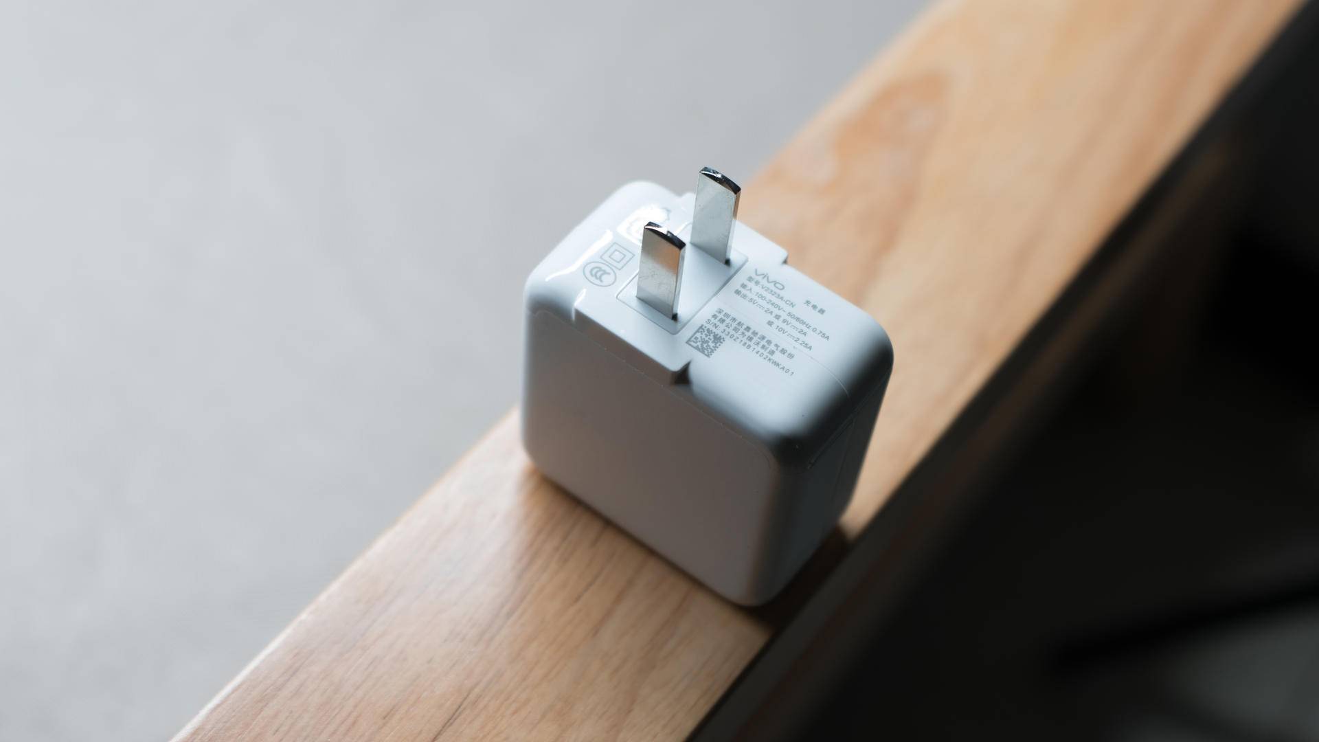 vivox27搭配零界全面屏设计,vivo最美旗舰手机x27全方面解析