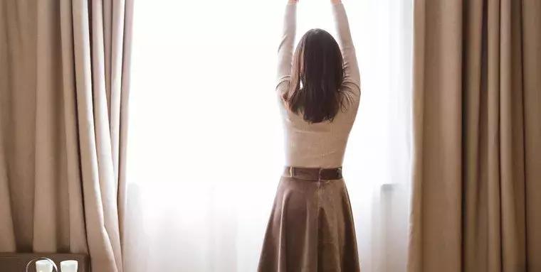 致敬了不起的她原创,致敬了不起的她传递正能量