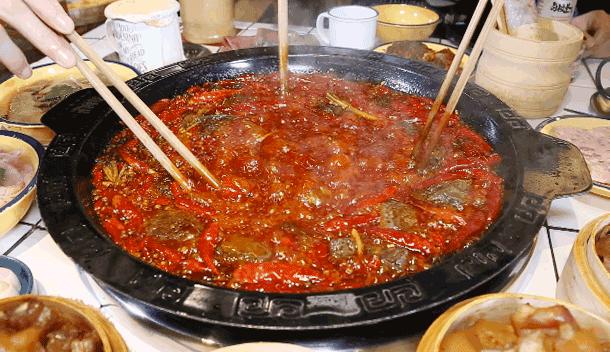 排队2小时都要吃的火锅,衡阳老火锅
