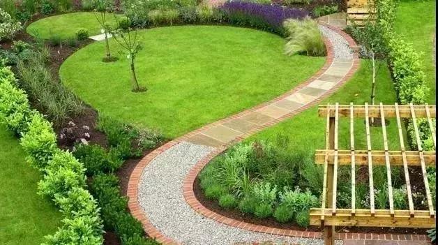 屋顶花园铺装施工步骤,花园铺装要注意什么