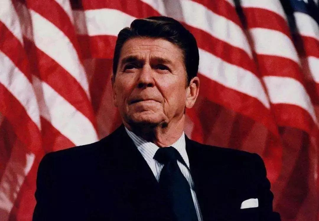 房地产将来的趋势房价会大跌吗,房地产萎缩之后房价会怎样