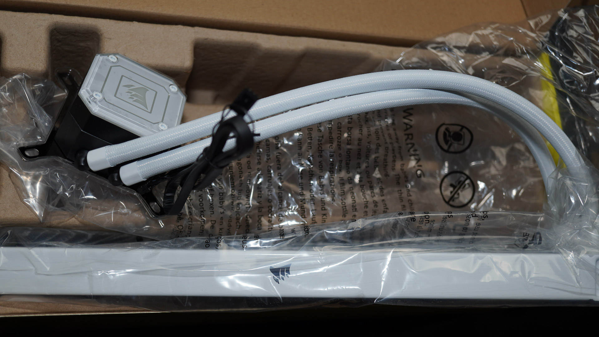 超别墅！给工作室电脑搬进海盗船+骨伽的新家