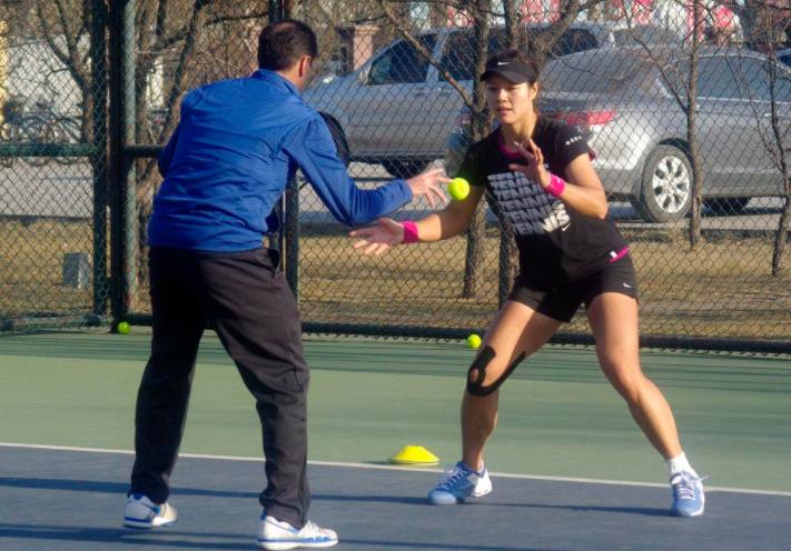 体育界捐款最多的姑娘李娜,李娜向家乡捐款300万视频