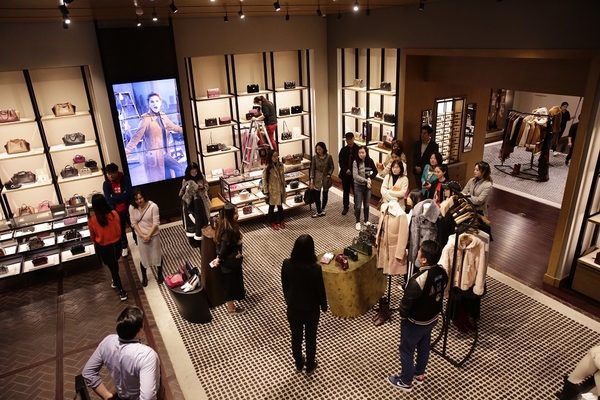 coach鐜颁唬杩愯惀妯″紡,浠庣粡钀ヨ搴︾湅绮剧泭绠＄悊