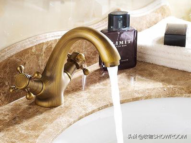 厨房水龙头不锈钢的好还是铜的好,水龙头是铜的好还是陶瓷的好