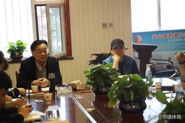 天山雪豹降薪吗,新疆天山雪豹足球队降级