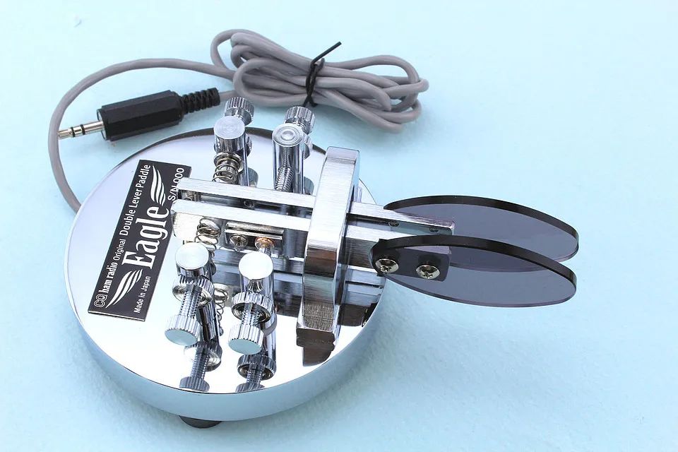 「新品情报站」日本机械触点臭虫莫尔斯文艺范电键售价2799元