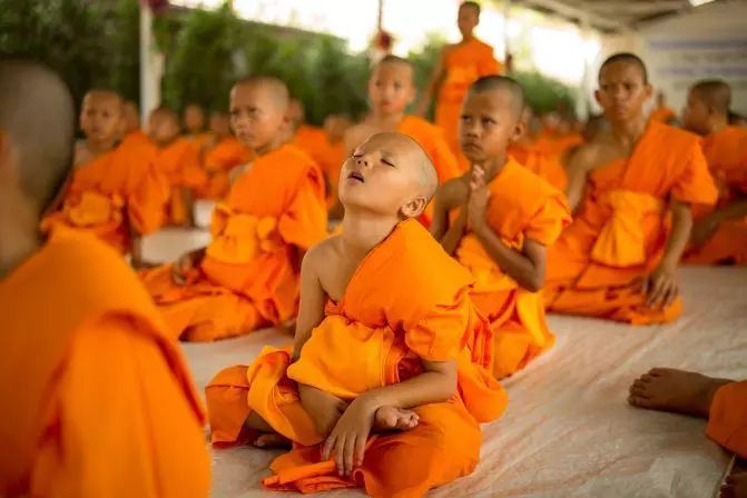 世界最顶级豪华寺庙,世界十大顶级佛像