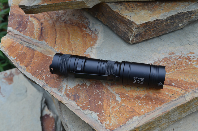 务本e10强光手电测评,务本a1手电筒评测