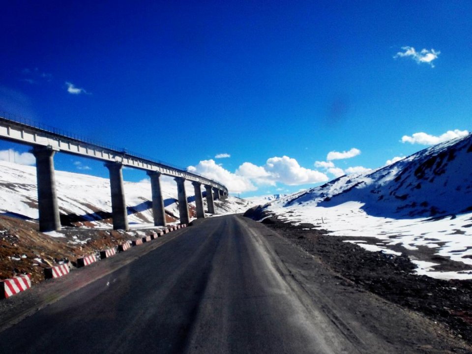 青藏线进藏最新路况,为什么进藏最好不走青藏线